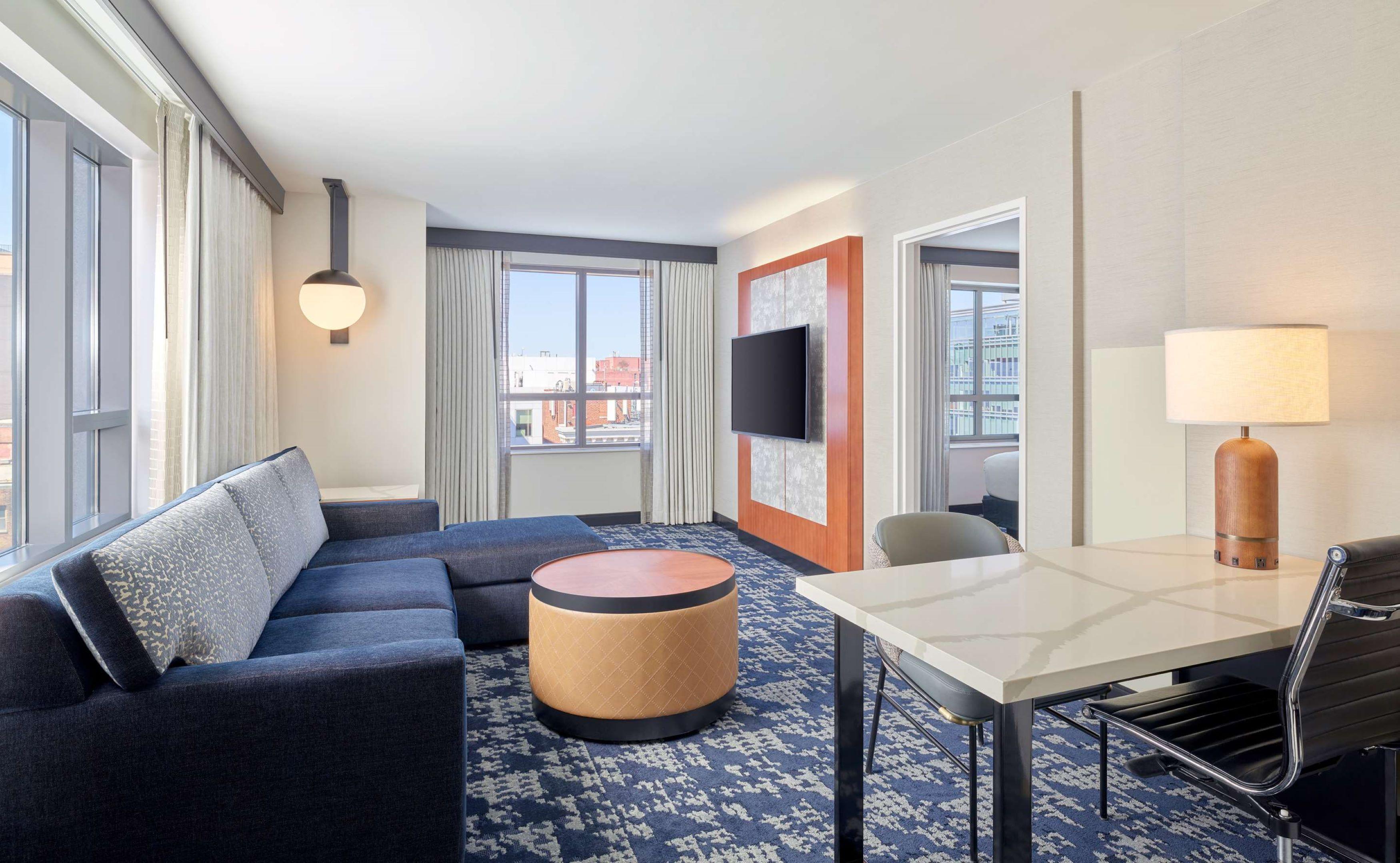 Embassy Suites By Hilton Washington Dc Convention Center Екстериор снимка