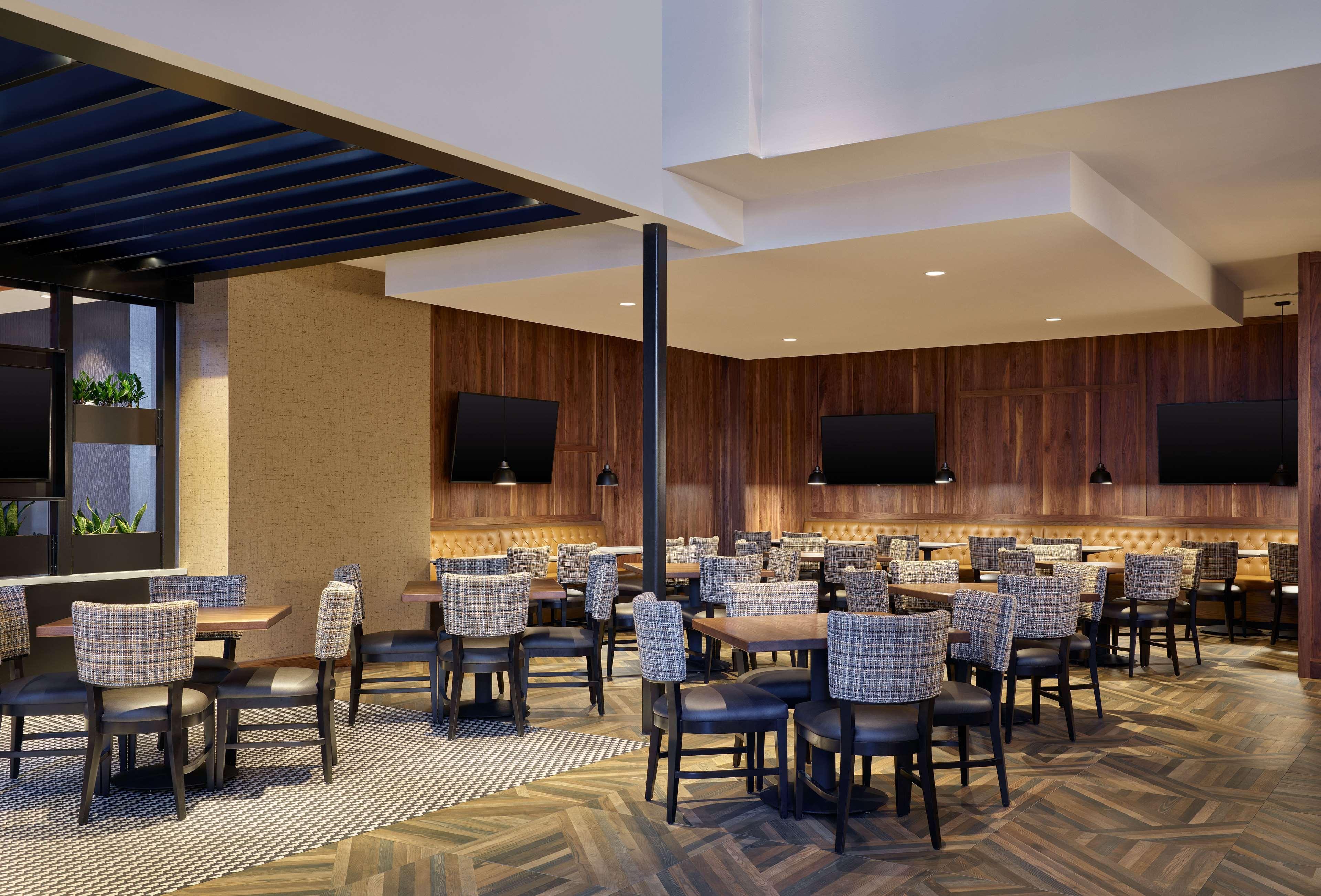 Embassy Suites By Hilton Washington Dc Convention Center Екстериор снимка