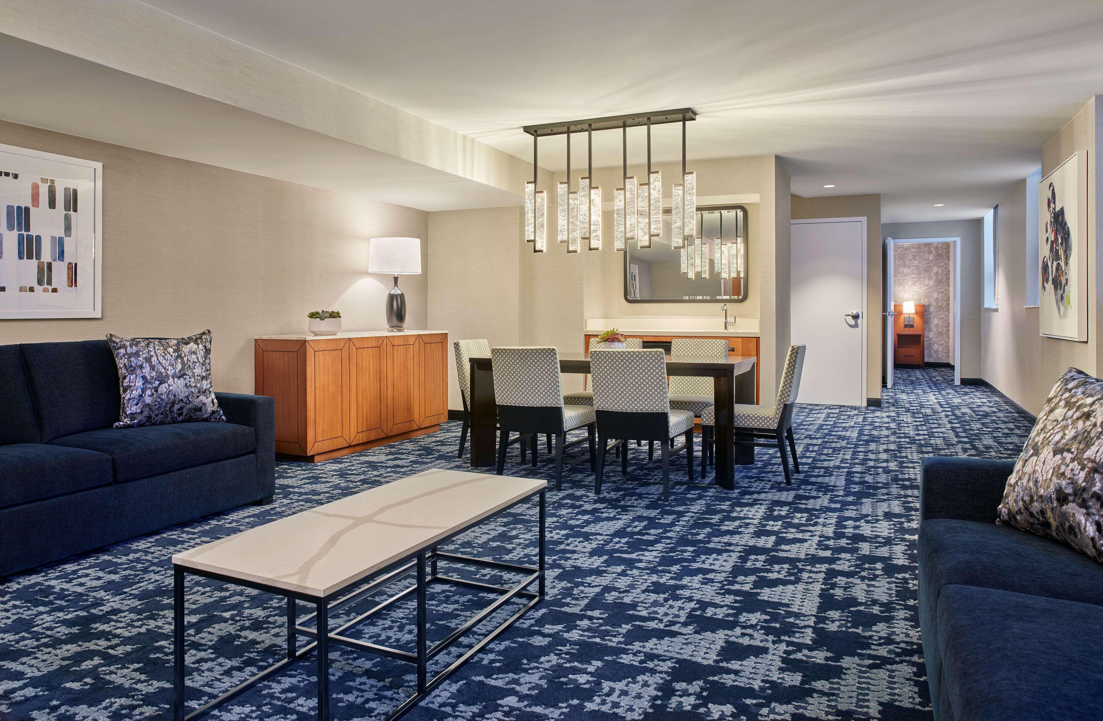 Embassy Suites By Hilton Washington Dc Convention Center Екстериор снимка
