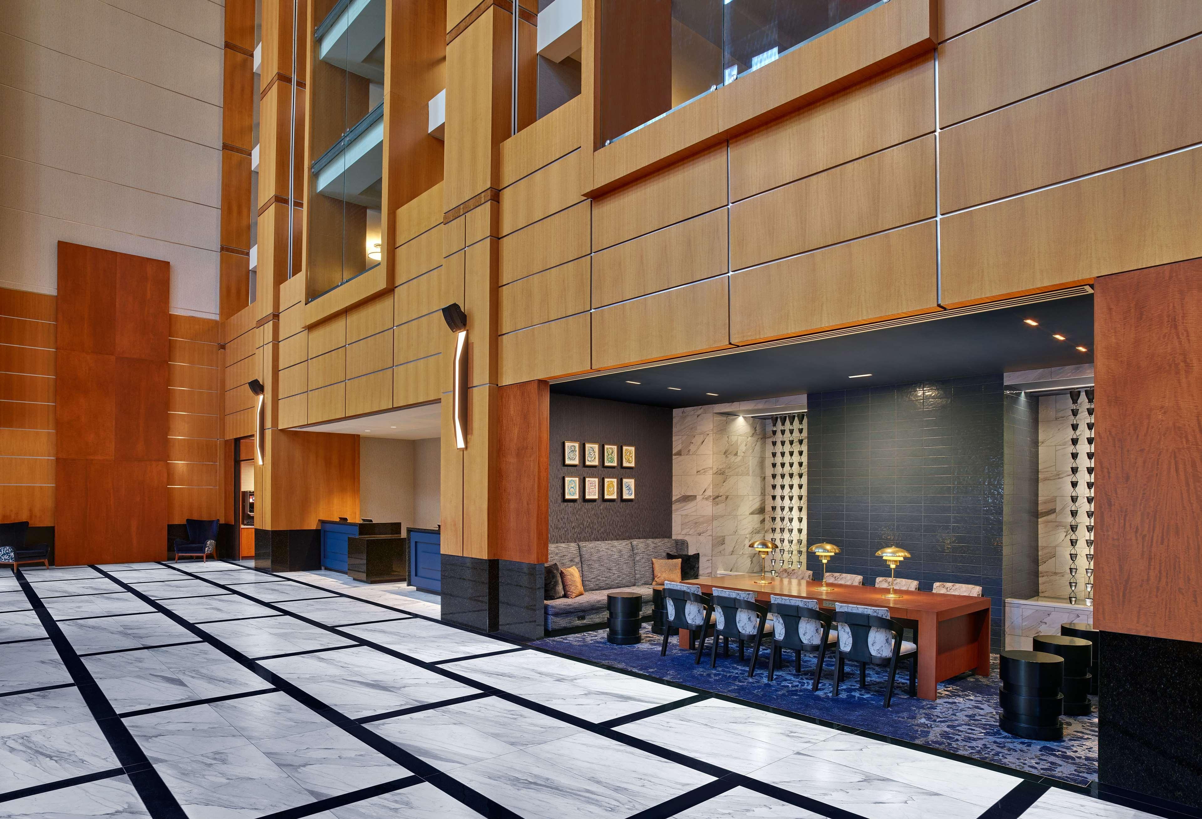 Embassy Suites By Hilton Washington Dc Convention Center Екстериор снимка