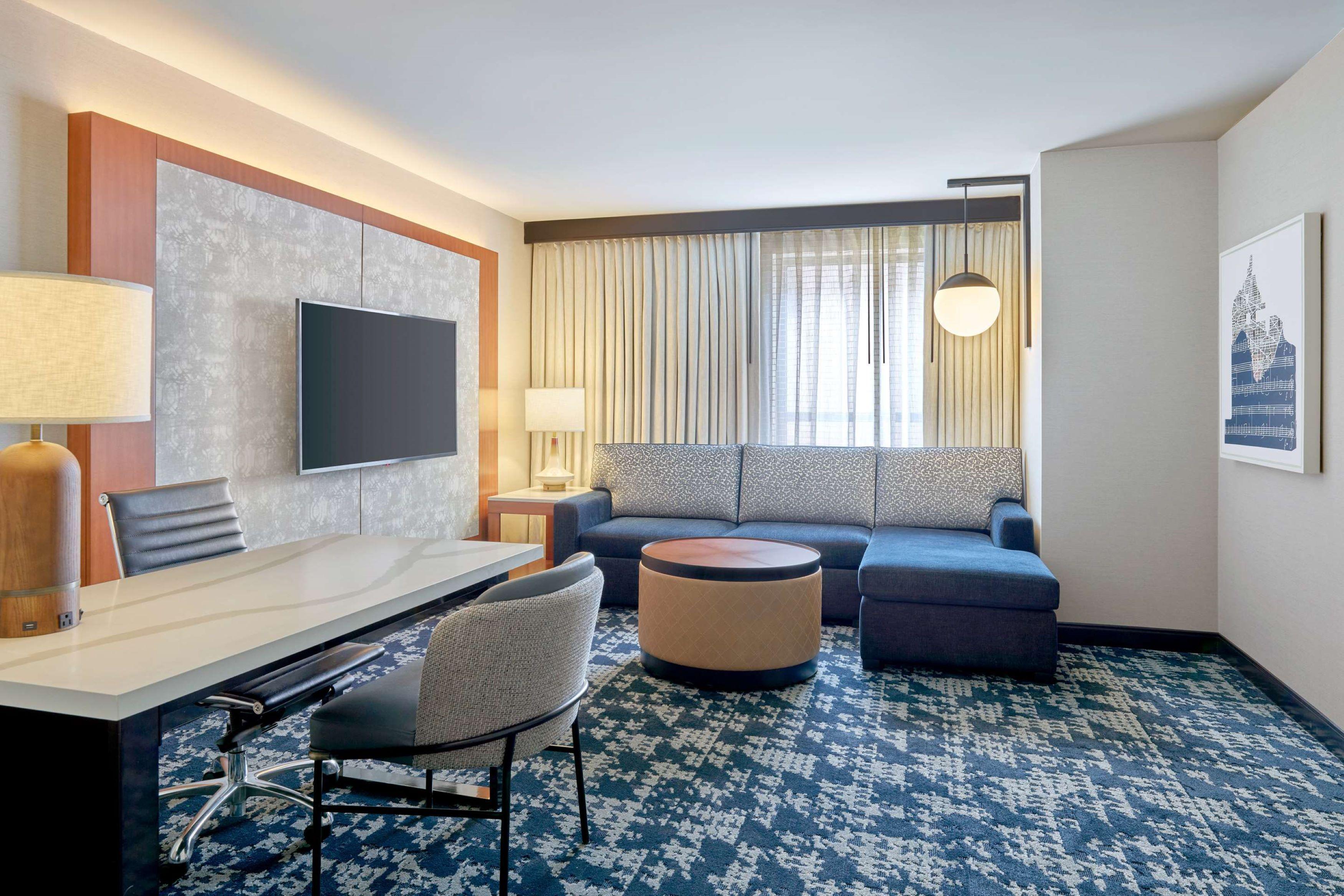 Embassy Suites By Hilton Washington Dc Convention Center Екстериор снимка