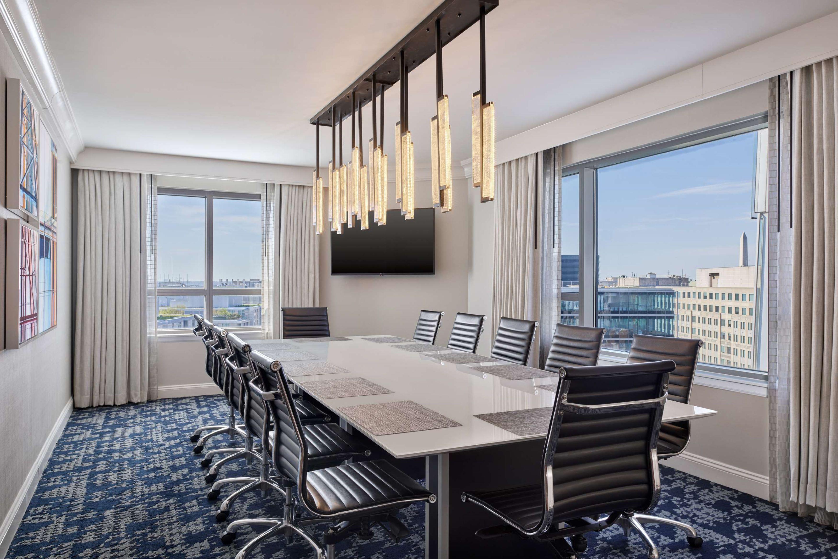 Embassy Suites By Hilton Washington Dc Convention Center Екстериор снимка